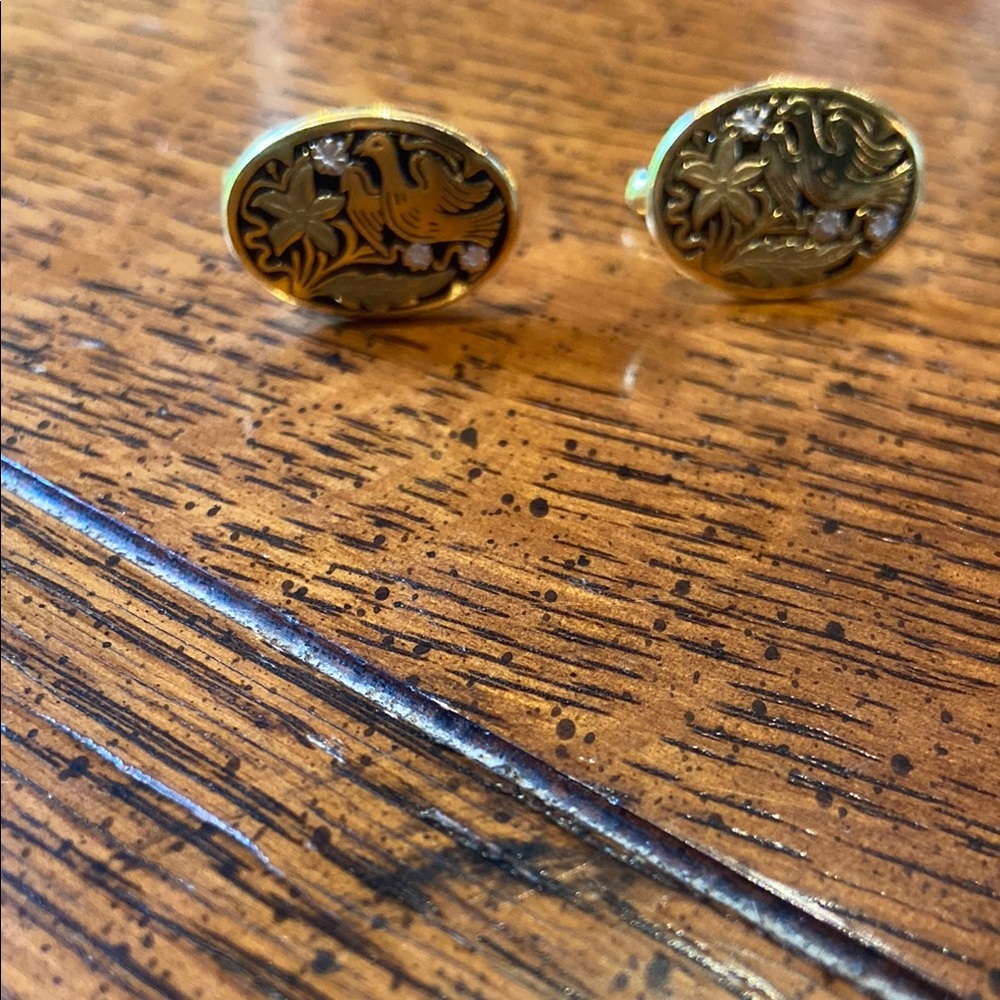 Vintage Gold and Black Oval Cufflinks